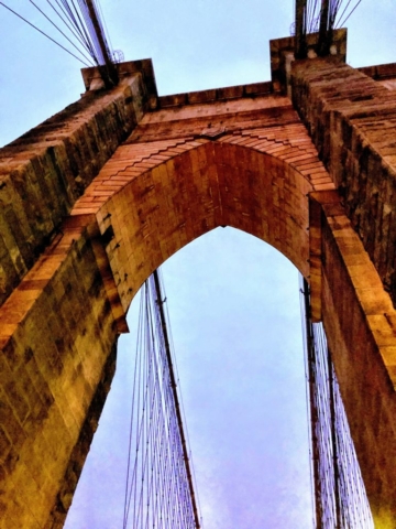 Brooklyn Bridge arch looking up
